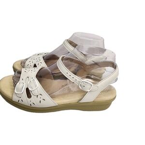 SAS White Leather Cutout Comfort Sandals